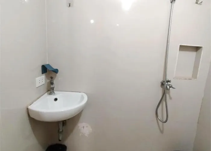 Sulit Unit Santa Mesa * Manila